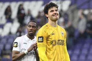 羅馬諾：如果曼聯(lián)決定今夏簽門將，23歲的拉門斯是主要選擇之一