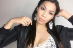 來了就都是兄弟！霍福德妹妹22年曾噴勇士是“碧池辣雞”