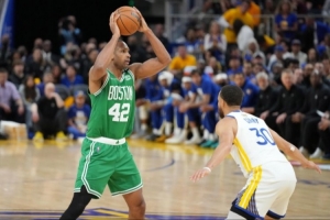 A-級簽約！霍福德以多年合同加入勇士 帶來寶貴的經(jīng)驗與投射能力