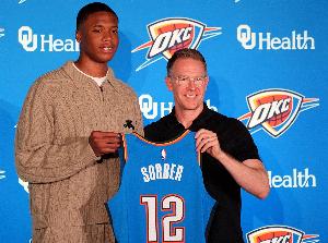 同病相憐&均菜鳥賽季報銷！托皮奇：和索伯聊了并給了他鼓勵