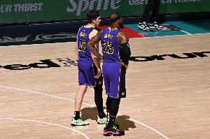 里夫斯：和布朗尼打過高爾夫 他父子倆對決我會(huì)下注給布朗尼