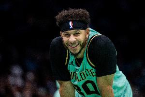 Stein：勇士與小庫里簽的是ex-9合同 裁了等新賽季打一個(gè)月再重簽