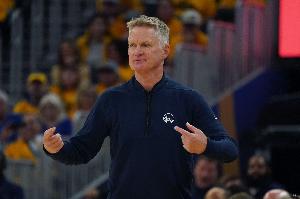 科爾：上場時(shí)間管理對(duì)于年齡較大的球隊(duì)始終是個(gè)考量因素