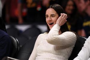 WNBA總裁私下表示： 克拉克得感謝聯(lián)盟 她的代言都是聯(lián)盟促成的