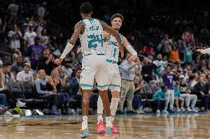 三球&米勒上季報銷！新援塞克斯頓+3位老將 黃蜂能否沖擊附加賽？