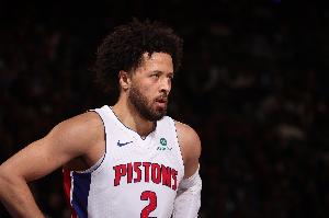 只打個(gè)半場(chǎng)！康寧漢姆輕松控場(chǎng) 14中8&8罰全中轟26分6板6助2斷