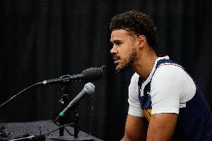 卡梅隆-約翰遜談打四號(hào)位：我沒(méi)問(wèn)題 現(xiàn)在已經(jīng)不怎么分位置了