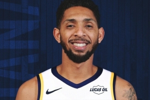 佩恩談加盟步行者：一接到電話就馬上趕飛機過來 爭取留在大名單