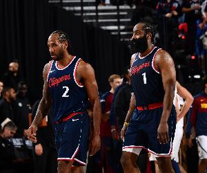 快船對(duì)陣龍獅首發(fā)：哈登、博格丹、萊昂納德、小瓊斯、祖巴茨