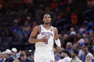 Scotto：奇才裁狄龍-瓊斯 后者預(yù)計將在雙向合同市場引發(fā)強烈關(guān)注