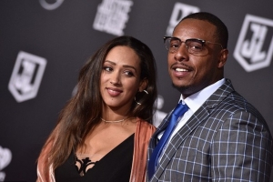 現(xiàn)女友和前任藕斷絲連咋辦？皮爾斯：有孩子嗎？沒(méi)孩子聯(lián)系什么？