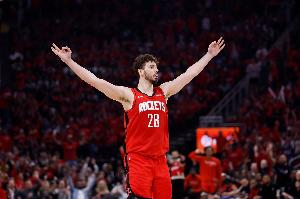 究極進(jìn)化！帕金斯：這申京真TMD與眾不同啊?。?！小約基奇