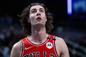 沒(méi)手感！吉迪18投僅5中拿到15分9板6助 三分3中0