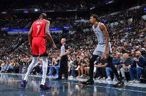 戰(zhàn)罷文班再戰(zhàn)字母 杜蘭特：與頂尖高手對(duì)決 這會(huì)激發(fā)你的最好狀態(tài)