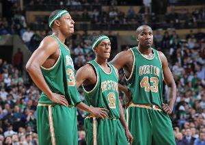 隆多：08年奪冠的綠軍是靠防守起家的 KG&帕金斯&皮爾斯都很能防