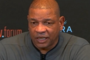 老里：火箭很強(qiáng)&大個(gè)陣容進(jìn)攻也火力十足 這場(chǎng)我們本能贏&很沮喪