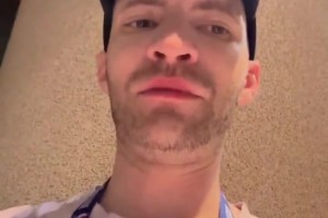 隊記：楊瀚森本場比賽表現(xiàn)雖不穩(wěn)定，但還是展現(xiàn)了一些亮眼表現(xiàn)！