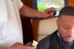 利指導(dǎo)在回波特蘭的路上順便剪了個(gè)頭發(fā)????！！