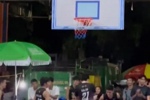 我了個(gè)x??！兄弟這被你晃到我算你厲害