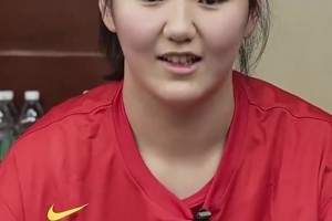 最想和詹姆斯一起訓練！原來張子宇也是詹蜜??！??