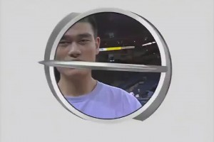 經(jīng)典之作！當(dāng)年NBA live04發(fā)行廣告 球星們稚嫩的臉龐