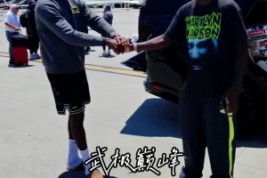 穆雷這上籃高度 大家給評(píng)價(jià)評(píng)價(jià)....