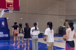 詹姆斯和大姚搭檔能拿冠軍嗎？楊毅：能呀，09年詹姆斯很厲害了