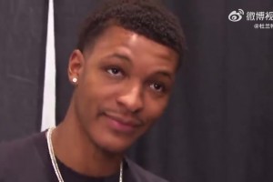 火箭小史密斯：KD是史上最偉大球員之一，能和他一起打球太棒了