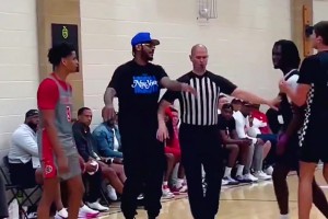 當我面打我兒子？安東尼兒子打球和對手沖突 瓜哥馬上站出來化解