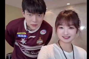 緋聞女友此前在CBA全明星賽周末采訪楊瀚森??小兩口有點(diǎn)甜啊