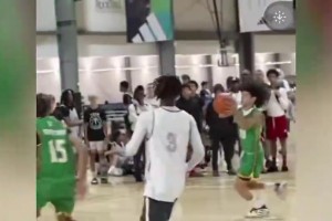 虎父無犬子！隆多的兒子現(xiàn)在已經(jīng)可以在同年齡層大殺四方了