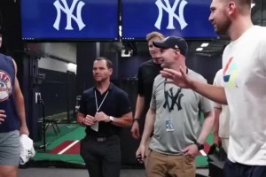 沒有小肚子！東契奇參加揚基隊活動，這身形真瘦成一道閃電??