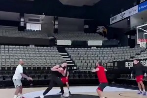 申京生日完立馬回歸訓(xùn)練 生日愿望是火箭下賽季獲得冠軍