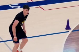 湖人新射手！拉拉維亞休賽期訓練