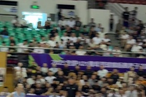 不是哥們 你開掛了？