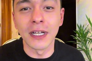 解說依力：科比目前地位略高于庫(kù)里，但庫(kù)里生涯結(jié)束后會(huì)反超科比