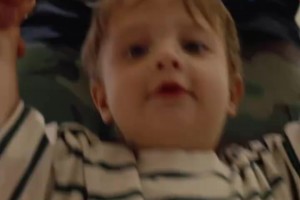 太可愛了吧！哈騰在老家?guī)蓿? >
                                        </div>
                                    </div>
                                                                        <div   id=