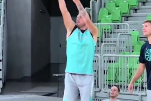 這是真瘦了！腿都細(xì)了！東契奇回歸斯洛文尼亞國家隊備戰(zhàn)歐錦賽！