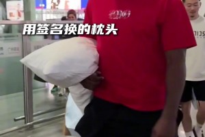 惹怒庫男神的后果就是30秒狂砍42分....