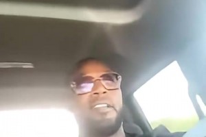 夸梅布朗怒噴詹姆斯：NBA聯(lián)盟造就了他，他現(xiàn)在不跪了向聯(lián)盟開戰(zhàn)