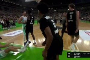 好勝心??東契奇與前湖人球員邦加起沖突！怒推后者+狂噴垃圾話