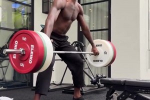 歷史最長(zhǎng)的河！詹姆斯健身房全力備戰(zhàn) 即將開(kāi)啟第23個(gè)賽季??