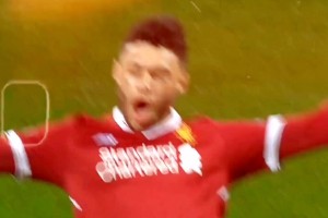 利物浦球迷：有一種巔峰，叫張伯倫！