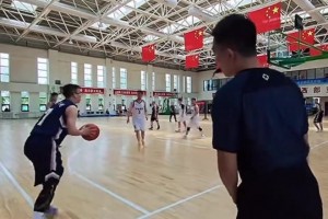 ??杜蘭特要有你這兩下子，可能在籃網(wǎng)也奪冠了~