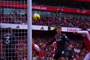 驗貨成功？回顧姆貝莫此前靠個人能力打入進(jìn)球，然后做霸王步慶祝