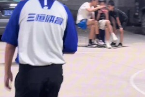 ??全諸暨最小的裁判，沒有之一！