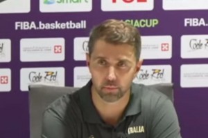 澳大利亞主帥：中國(guó)男籃是這次杯賽進(jìn)攻最強(qiáng)隊(duì) 榮幸有這樣的對(duì)手