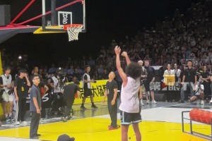 多大咖也會因為忽視老婆被翻白眼~??