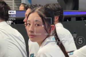 AUBL賽場(chǎng)，20歲的日本體育大學(xué)籃球社經(jīng)理Mia又美又颯??