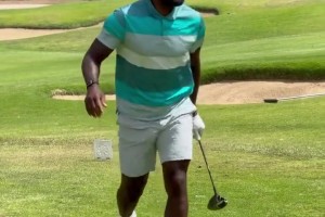 給老詹打爽了，直接口吐芬芳哈哈哈哈??